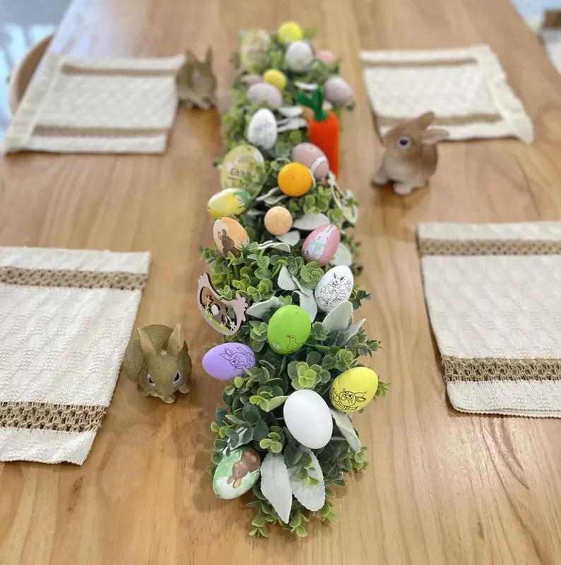 Easter Egg Greenery Garland – Festive Table Decor for Spring Celebrations